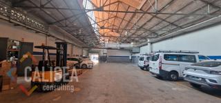 Lloguer Nau industrial a Carrer de cuba 1. Comercial con gran imagen y visibilidad