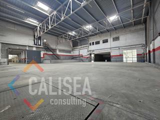 Lloguer Nau industrial a Passeig del comerç 72. Con gran imagen corporativa y 5 muelles de carga
