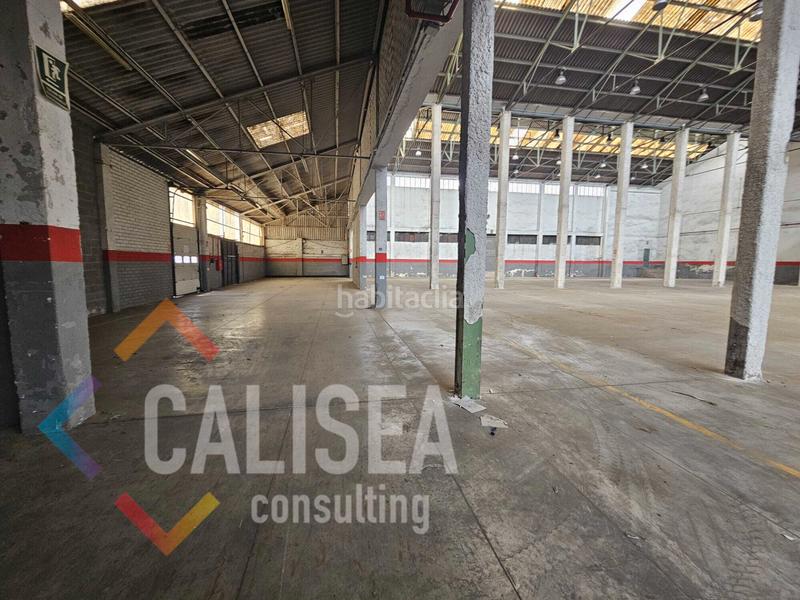 Foto a23d7a14-a4ec-46ff-ad1e-1a4390308f4d. Location bâtiment à usage industriel dans passeig del comerç 72 dans Sabadell