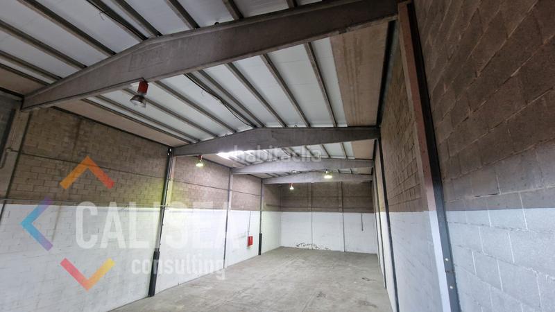 Foto 8222eb46-fa3d-4eab-8c05-eb669c450f04. Miete fabrikhalle in carrer anoia 18 in Santa Perpètua de Mogoda