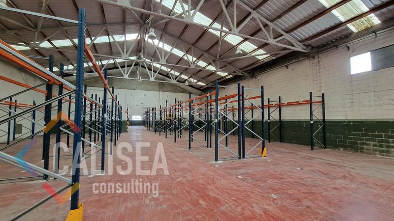 Foto fceec42f-d64b-4740-9a3c-d09471efa57d. Rent industrial building in n/a 57 in Sud-Zona Industrial Castellar del Vallès