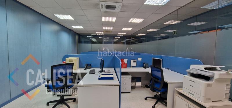 Foto 19eb4286-7868-41e1-9c6f-f545b18691b6. Location bureau dans carrer de renall 8 dans Gràcia Sabadell