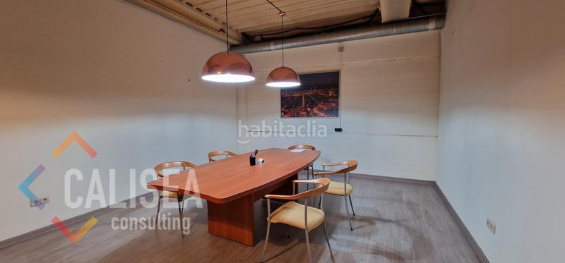 Foto 734bb679-19a4-49f9-bd4f-4eb96f469b67. Location bureau dans carrer de renall 8 dans Gràcia Sabadell