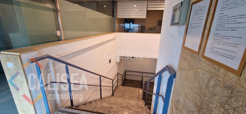 Foto b935f88c-3a78-4826-ae30-e32d49a4bc78. Location bureau dans carrer de renall 8 dans Gràcia Sabadell