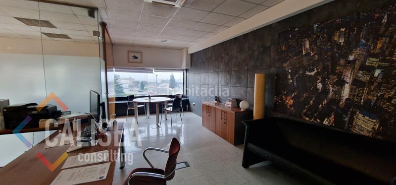 Foto f786ab91-8d57-471b-b2ff-e2d6575d2abd. Rent office space in carrer de renall 8 in Gràcia Sabadell