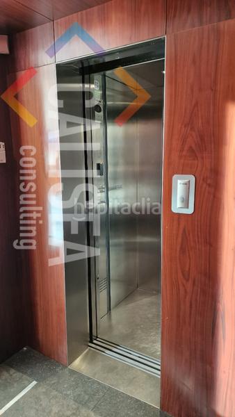 Foto 74de8ede-b13d-4c17-9a83-520952d04211. Alquiler oficina en Centre Sabadell