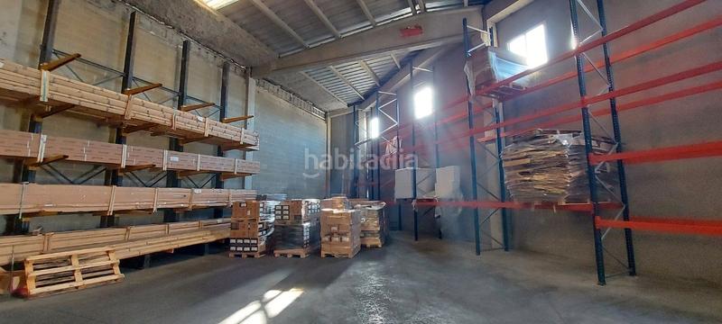 Foto c6f7c4cf-1797-4e0e-ab2c-20fd7caf866c. Alquiler nave industrial en n/a 27 cantonera diafana para entrar!!! en Sabadell