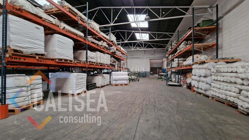 Foto d8f56262-4028-40ec-9dba-84af7e0f185e. Lloguer nau industrial a Palau-solità i Plegamans