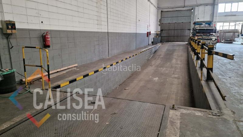 Foto 4db3d35c-227b-4830-9da0-522a8a34a63a. Rent industrial building in Palau-solità i Plegamans