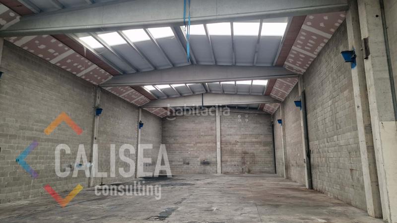 Foto 7356d783-8bc0-40c7-a230-802c85a71394. Alquiler nave industrial en carrer del mas baiona 60 ideal almacén en Sabadell