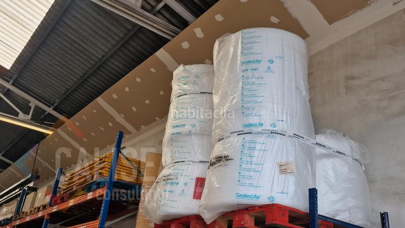 Foto b122440d-b657-4558-a57b-6fc43d30aa3b. Capannone industriale in carrer de santiago rusiñol 19 in Polinyà