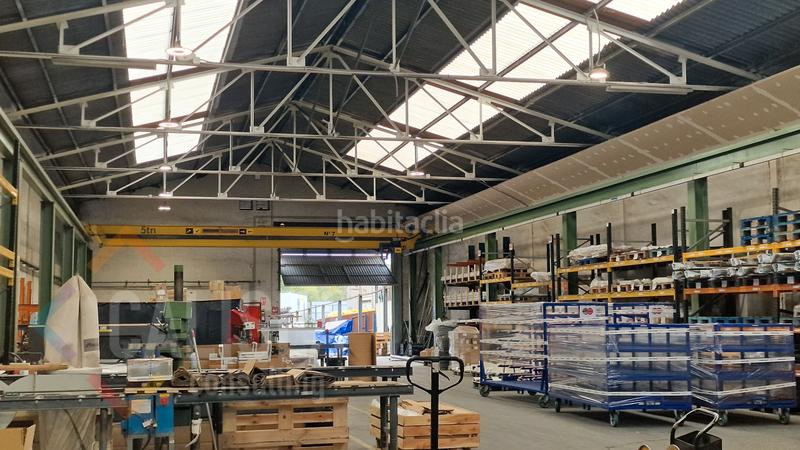 Foto d5a00e58-ec63-48fb-8dc4-9188042d8ac7. Capannone industriale in carrer de santiago rusiñol 19 in Polinyà