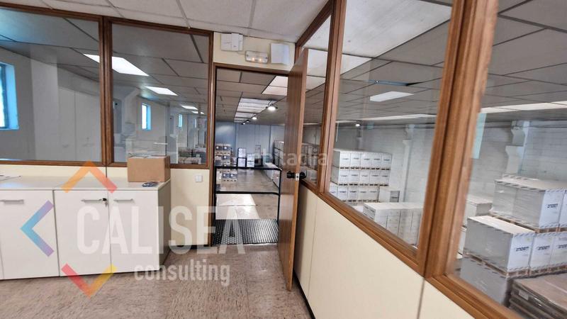 Foto 92129370-c543-480a-a822-107236deb3ac. Lloguer nau industrial a carrer dels països catalans 2 a Castellbisbal