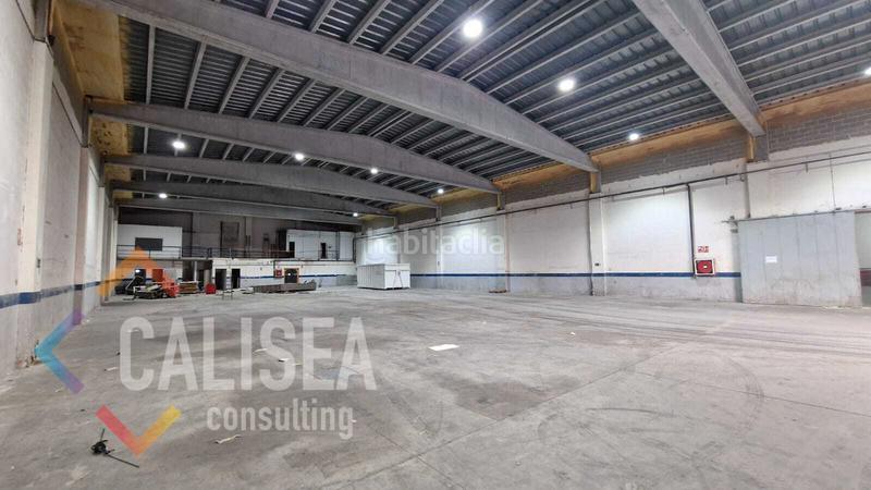 Foto 1a0a2c21-09cb-4c2a-94cc-7b6c44aaa12a. Rent industrial building in avinguda de Can Roqueta 1 in Sabadell