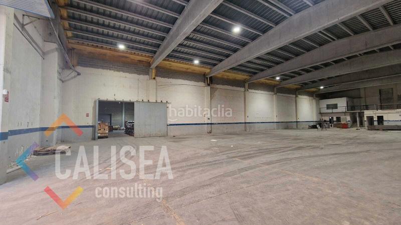 Foto 278aac4d-58f3-4e44-9e67-9405d112fa38. Rent industrial building in avinguda de Can Roqueta 1 in Sabadell