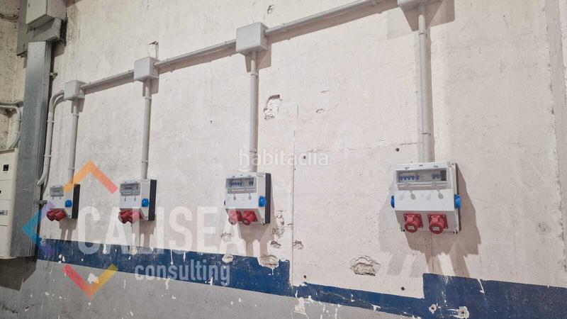 Foto 653f9880-db81-42a7-83ff-e4eea36d1895. Rent industrial building in avinguda de Can Roqueta 1 in Sabadell