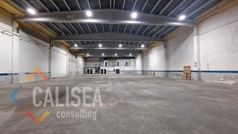 Foto ba48b126-587c-41e5-b3b8-45748b90ddda. Rent industrial building in avinguda de Can Roqueta 1 in Sabadell