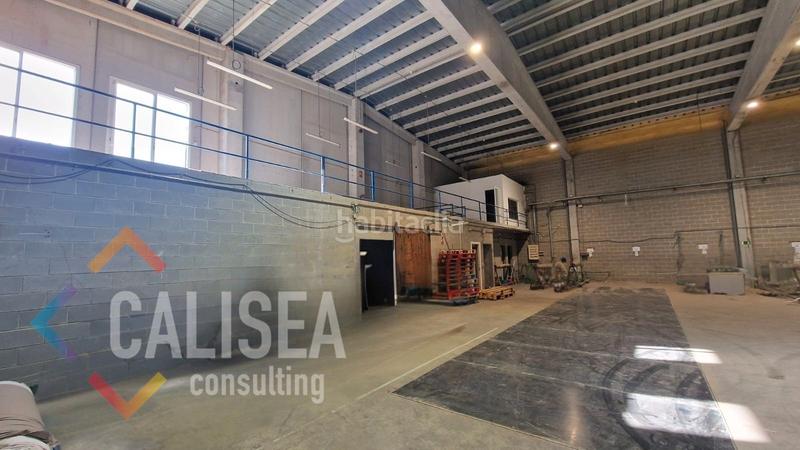 Foto cb0c5199-7d6d-43af-b597-765ca3eae923. Rent industrial building in avinguda de Can Roqueta 1 in Sabadell