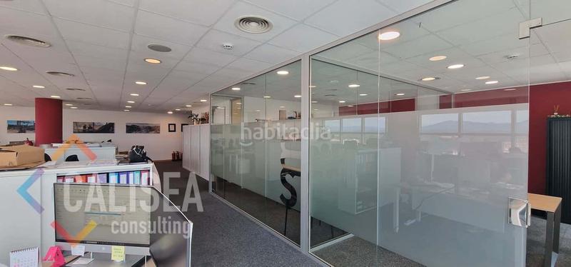 Foto 8ea181ea-cd5f-495f-8793-a80fe8b8de49. Rent office space in avinguda de francesc macià 60 in Sabadell