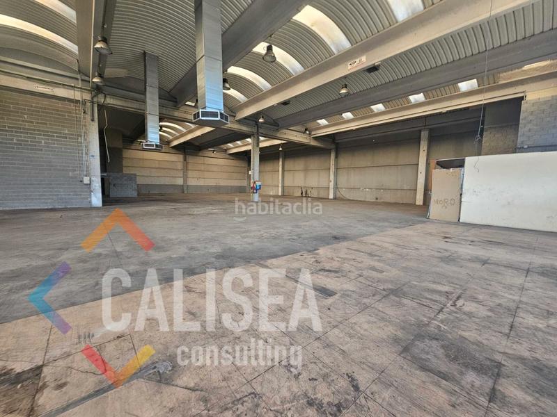 Foto 0d684fd8-df83-4f92-9cd0-6a527eab53d0. Nau industrial a avinguda del vallès 81 a Can Parellada Terrassa