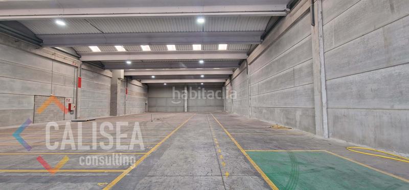 Foto 586f190b-a7ca-48b5-ae81-8b42a54a567c. Nau industrial a avinguda del vallès 81 a Can Parellada Terrassa