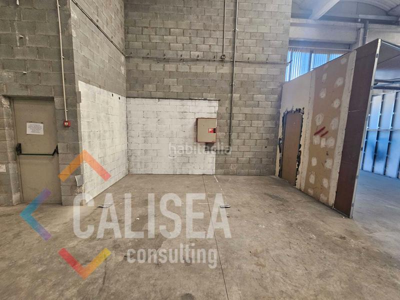 Foto 608aeed4-b530-4d0f-8600-5a01327efe1a. Nau industrial a avinguda del vallès 81 a Can Parellada Terrassa