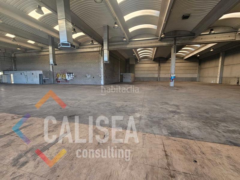 Foto 628aec89-c881-49b4-9fba-dcbd7cd2c9ed. Nau industrial a avinguda del vallès 81 a Can Parellada Terrassa