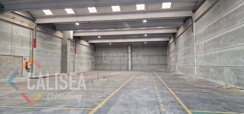 Foto 9a4e2267-876b-484b-9154-273660ade5f2. Nau industrial a avinguda del vallès 81 a Can Parellada Terrassa