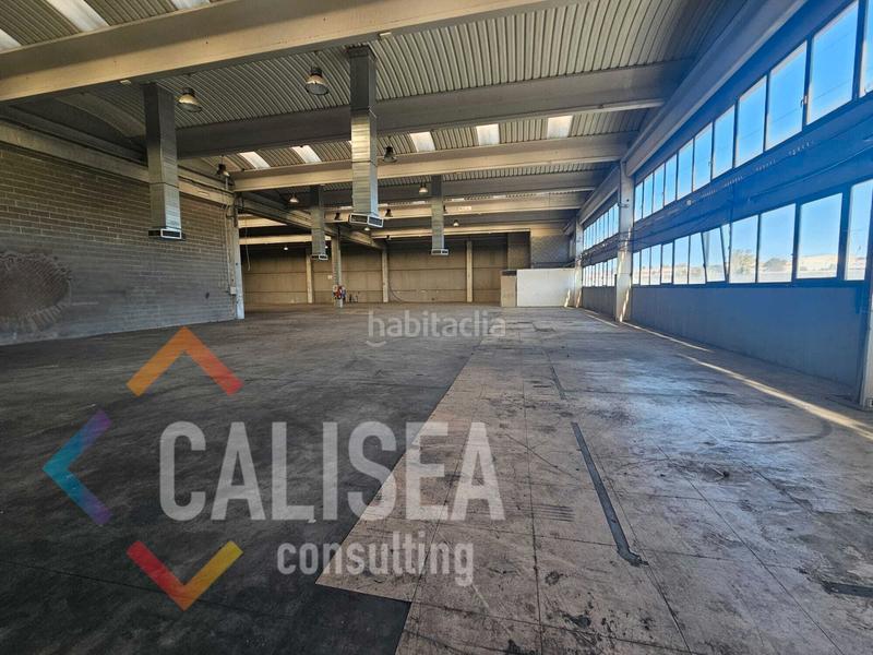 Foto d609e633-63c9-47e8-ac91-40a4e202fa94. Nau industrial a avinguda del vallès 81 a Can Parellada Terrassa