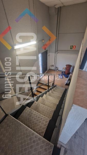 Foto 3abc7304-ff3d-4d9a-8f76-eec42c469220. Alquiler nave industrial en carrer de mogoda 2 cantonera en recinto privado en Barberà del Vallès