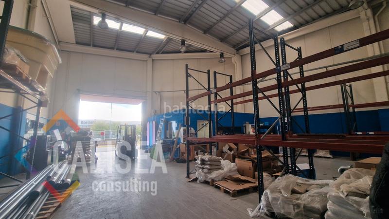 Foto 85c13d74-5143-4817-9193-81a6305e9250. Rent industrial building in carrer de mogoda 2 in Barberà del Vallès