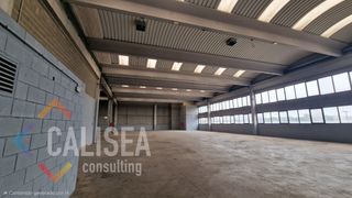 Affitto Capannone industriale in Avinguda del vallès 84. Para entrar!!!