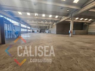 Nau industrial a Avinguda del Vallès 84