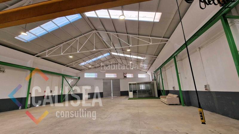 Foto c82b8013-2ee0-4f43-aaec-3dd043ed6b48. Location bâtiment à usage industriel dans carrer de la indústria 11 dans Ripollet