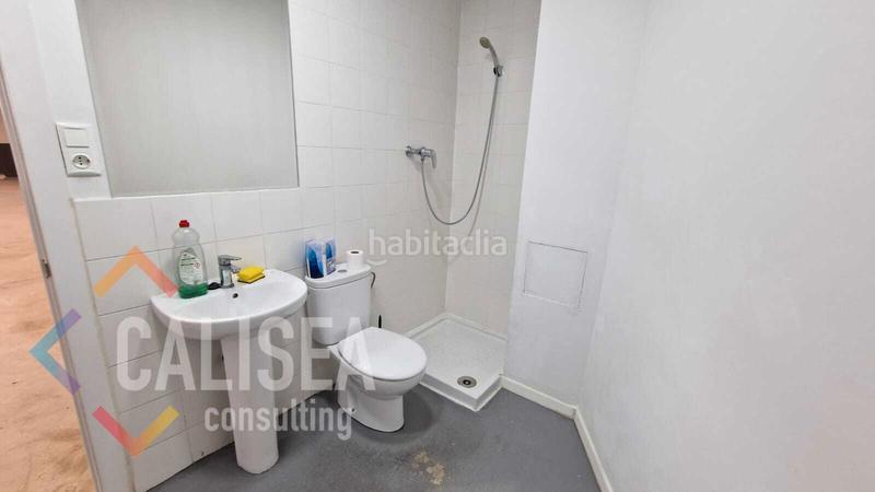 Foto f2e90193-dcbd-453a-8909-c6c41b0a8d44. Location bâtiment à usage industriel dans carrer de la indústria 11 dans Ripollet