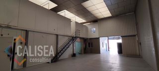 Lloguer Nau industrial a Carrer d'olot 8
