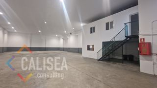Lloguer Nau industrial a Carrer de valència 18. Diáfana en buena ubicación