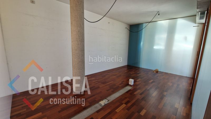 Foto 6887b40d-bb3a-45a4-8b8f-8aa9c13e2130. Büro mit heizung in Centre Sabadell