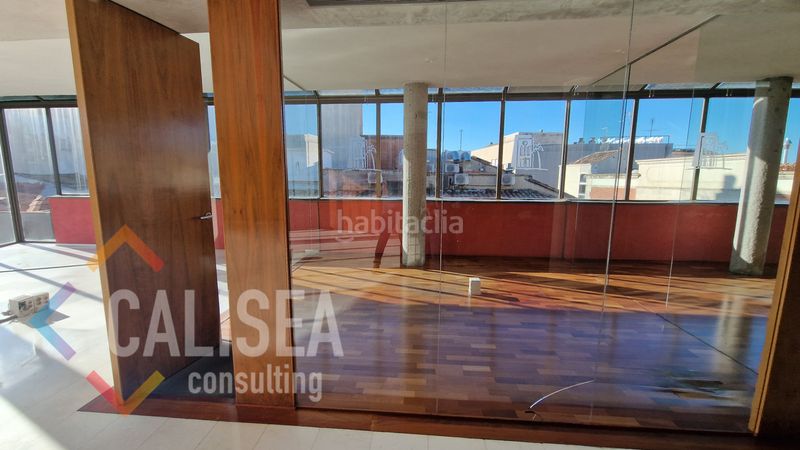 Foto c73e21c9-aa0e-44e9-9d36-9473cd2532dc. Büro mit heizung in Centre Sabadell