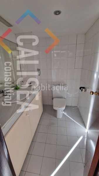 Foto e4da1303-853a-4c3c-8fa8-41b899fdbcf2. Büro mit heizung in Centre Sabadell