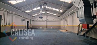 Location Bâtiment à usage industriel  Carrer de l'abat oliba 11t. Para entrar a trabajar