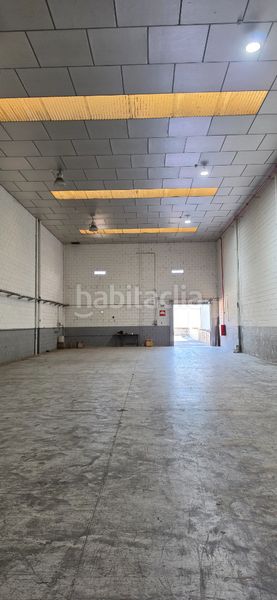 Foto b3fe2606-0455-4459-b99d-6ad92939803e. Location bâtiment à usage industriel dans carrer de guifre el pilós 2g dans Polinyà