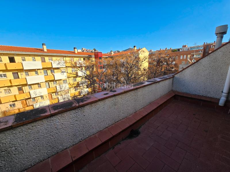 Foto 004339b5-f48d-493b-9fc2-8e5dbaf805e6. Duplex con riscaldamento parcheggio in La Mallola Esplugues de Llobregat