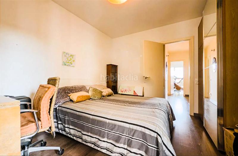 Foto 69786706-577b-45dd-ace8-e383940634c1. Duplex con riscaldamento parcheggio in La Mallola Esplugues de Llobregat