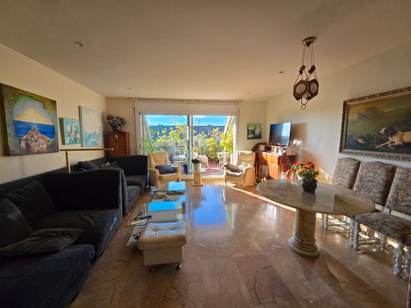 Foto c7b12552-6d7e-4a61-896a-7ebaf7a1c1c0. Duplex con riscaldamento parcheggio in La Mallola Esplugues de Llobregat