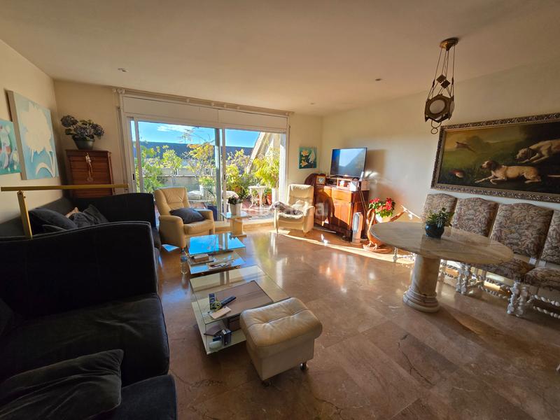 Foto e0aa6eb8-5ef4-48d8-a80d-05574f537814. Duplex con riscaldamento parcheggio in La Mallola Esplugues de Llobregat