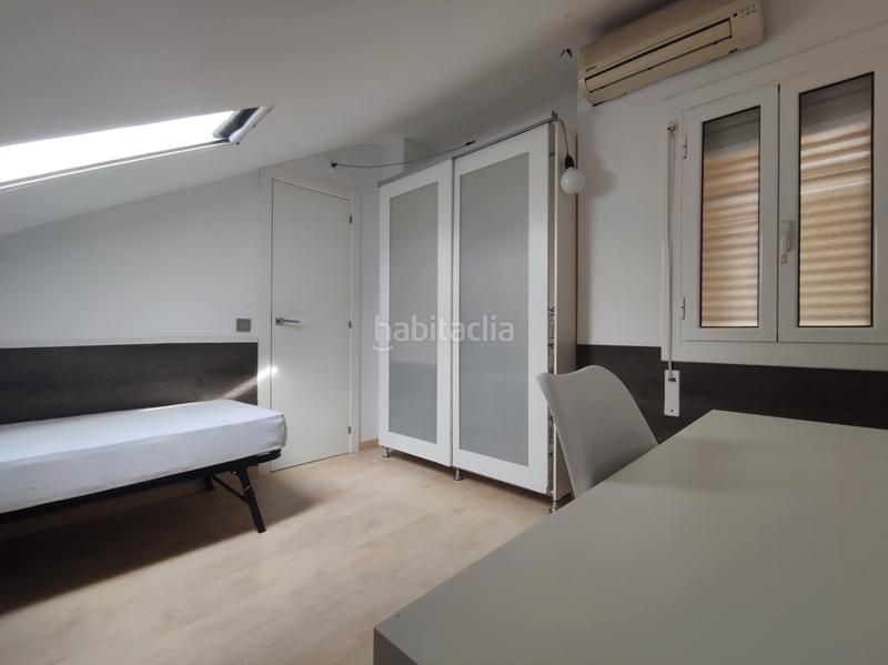 Foto f974e69e-ecc1-457b-97b3-6c30963a271e. Dachwohnung mit heizung parking in La Nova Esquerra de l´Eixample Barcelona