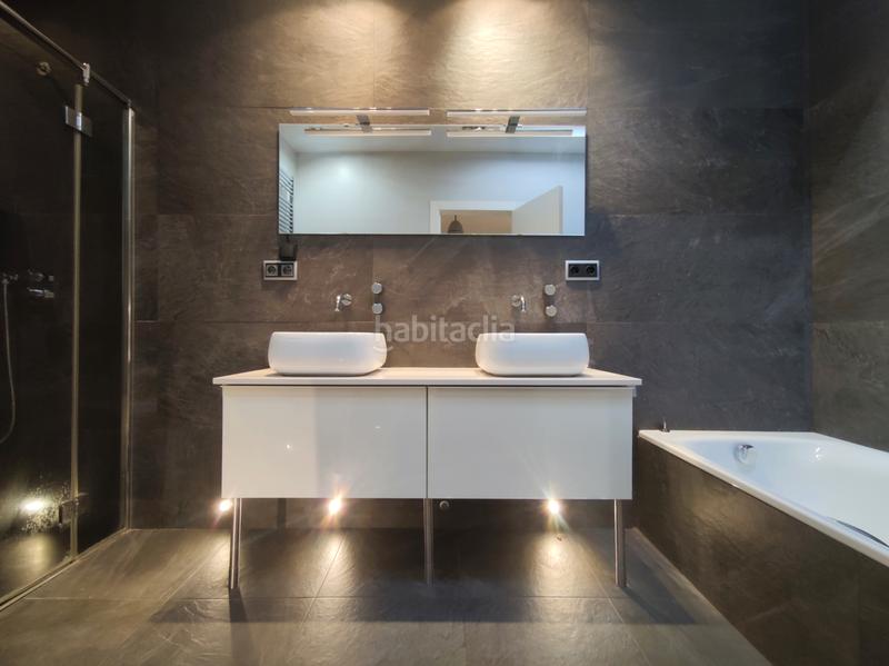 Foto c6e2b7dd-05ce-4803-8a06-4d821df3042b. Penthouse with heating parking in La Nova Esquerra de l´Eixample Barcelona