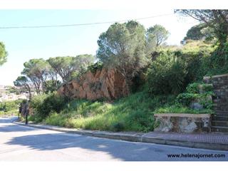 Solar industrial  Sant feliu de guixols a sant pol. Gran terreno con vistas y muy bien ubicado