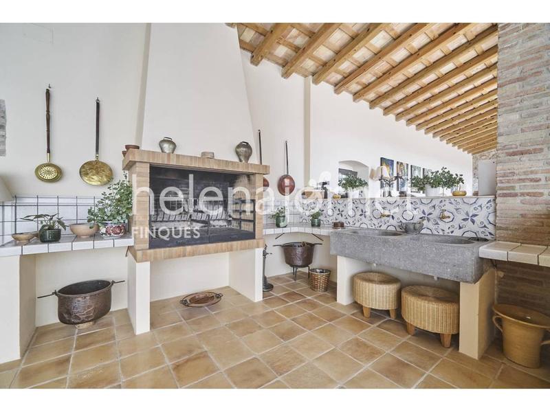 Foto 10372992-b71e-4804-8762-4bc82df55c05. Masía única y excepcional finca rústica de 132ha, con una masía totalmente reformada, una granja y un pantano. en Llagostera